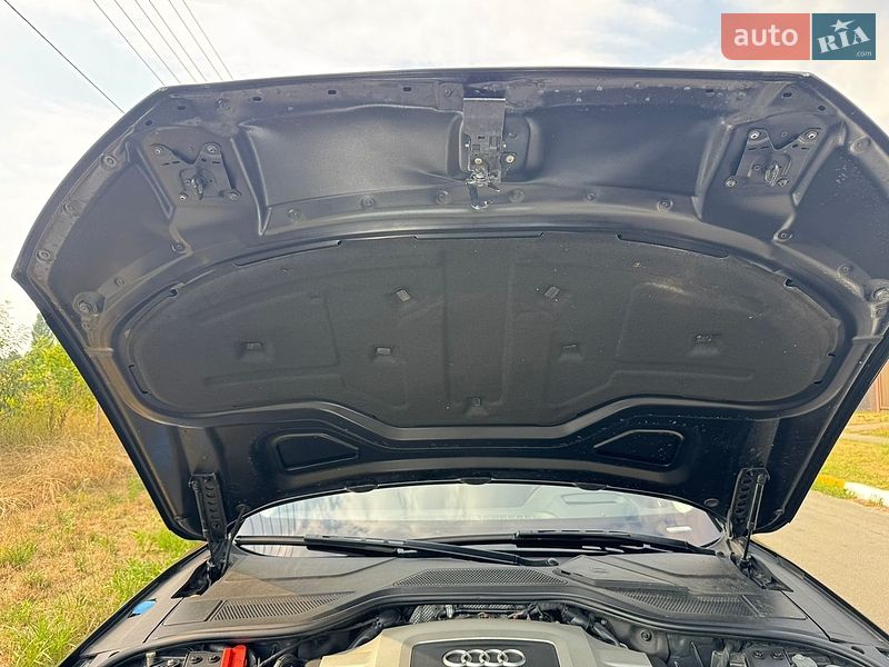 Седан Audi A8 2015 в Києві фото 50 Седан Audi A8 2015 в Києві