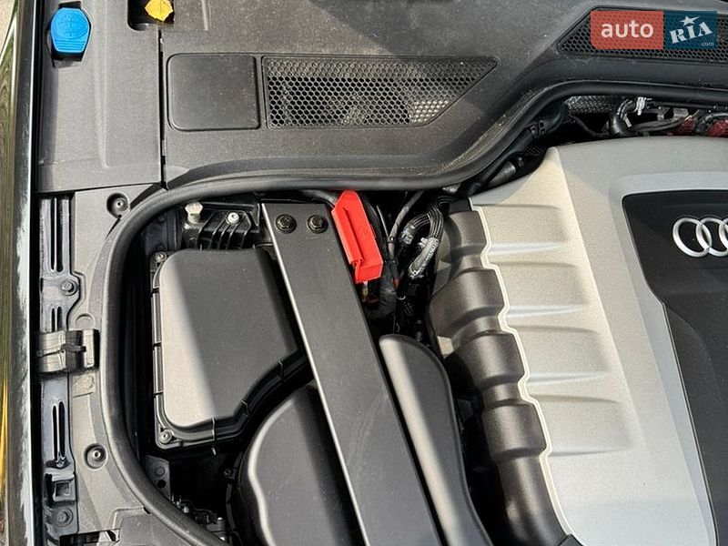 Седан Audi A8 2015 в Києві фото 51 Седан Audi A8 2015 в Києві