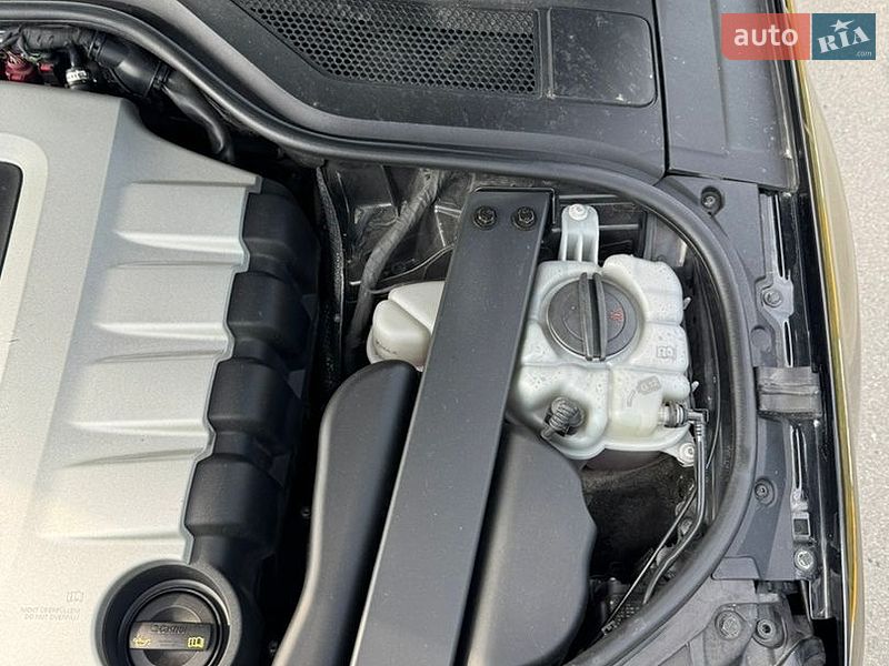 Седан Audi A8 2015 в Києві фото 52 Седан Audi A8 2015 в Києві