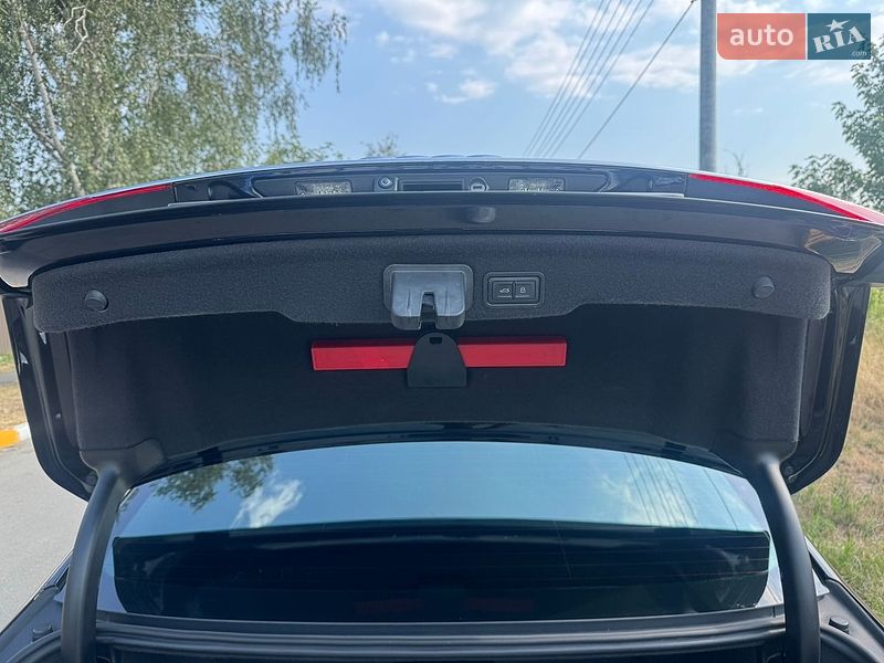 Седан Audi A8 2015 в Києві фото 57 Седан Audi A8 2015 в Києві