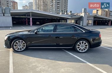 Audi A8  2013