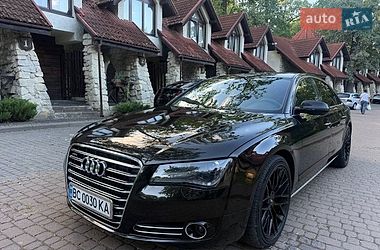 Audi A8  2012