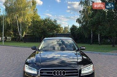 Audi A8  2014
