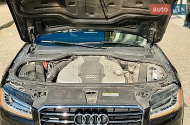 Седан Audi A8 2014 в Ивано-Франковске