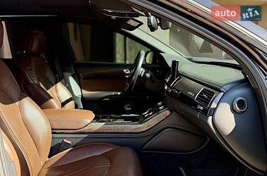 Седан Audi A8 2014 в Ивано-Франковске