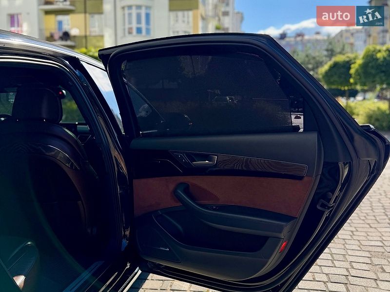 Седан Audi A8 2014 в Ивано-Франковске