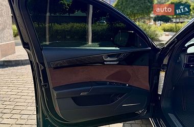 Седан Audi A8 2014 в Ивано-Франковске