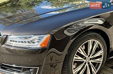 Седан Audi A8 2014 в Ивано-Франковске