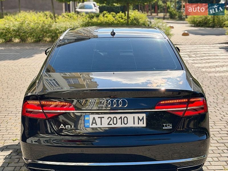 Седан Audi A8 2014 в Ивано-Франковске