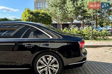 Седан Audi A8 2014 в Ивано-Франковске