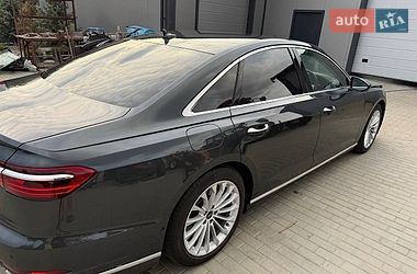 Audi A8  2023