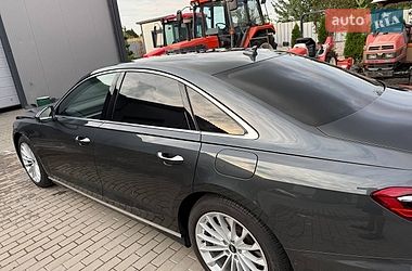 Audi A8  2023