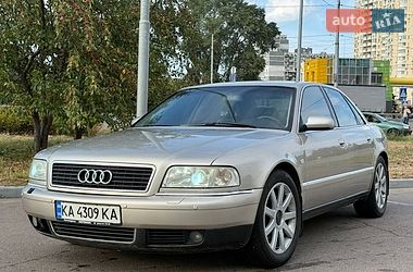 Audi A8  2000