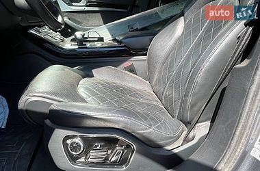 Седан Audi A8 2017 в Киеве