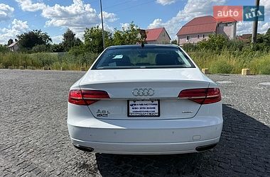 Седан Audi A8 2017 в Киеве