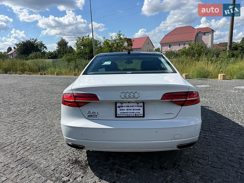 Седан Audi A8 2017 в Киеве