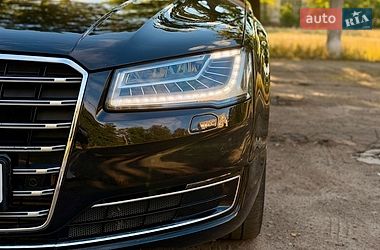 Седан Audi A8 2017 в Харькове