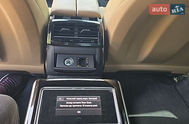 Седан Audi A8 2021 в Києві