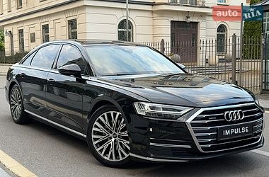 Audi A8  2021