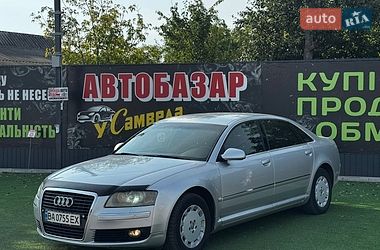 Audi A8  2004