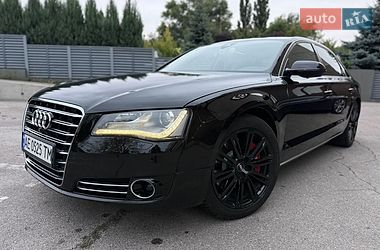 Audi A8  2013