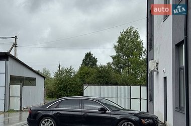 Audi A8  2013