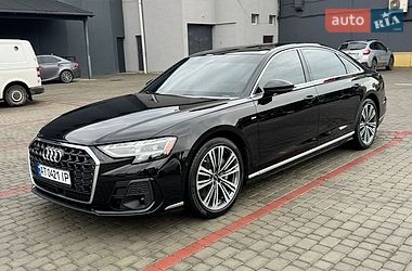 Audi A8  2022