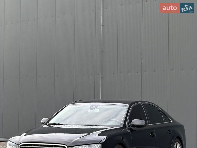 Audi A8 2012