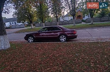 Audi A8  1994