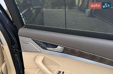 Седан Audi A8 2016 в Дубно
