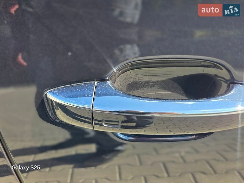 Седан Audi A8 2016 в Дубно