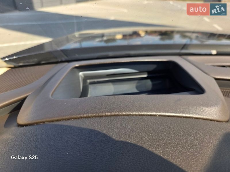 Седан Audi A8 2016 в Дубно