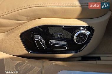 Седан Audi A8 2016 в Дубно