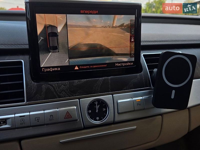 Седан Audi A8 2016 в Дубно