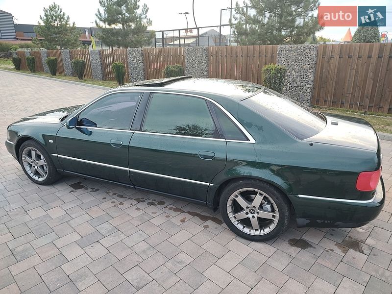 Седан Audi A8 2000 в Ивано-Франковске