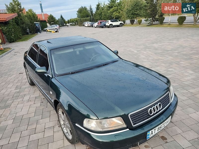 Седан Audi A8 2000 в Ивано-Франковске