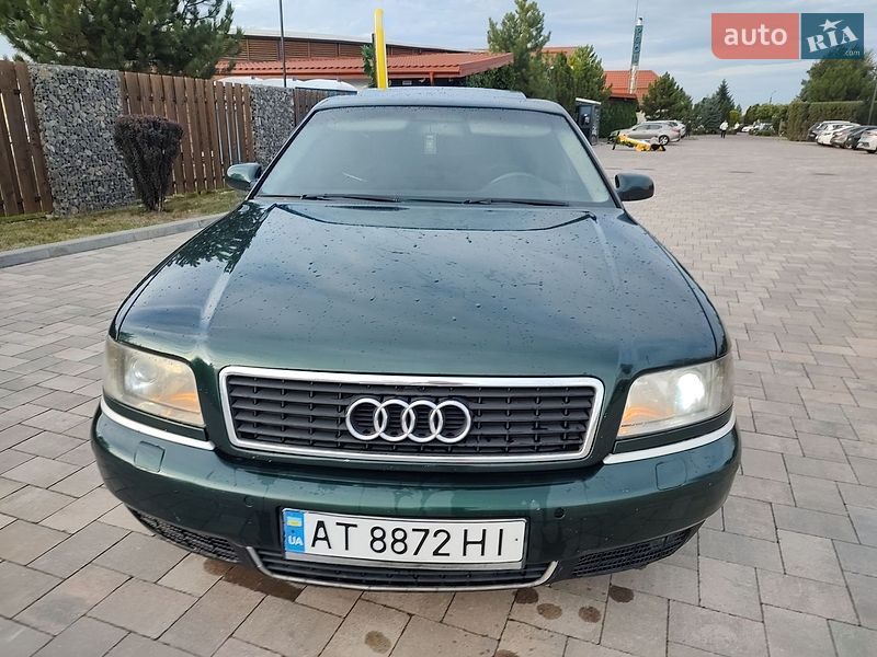 Седан Audi A8 2000 в Ивано-Франковске