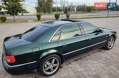 Audi A8  2000