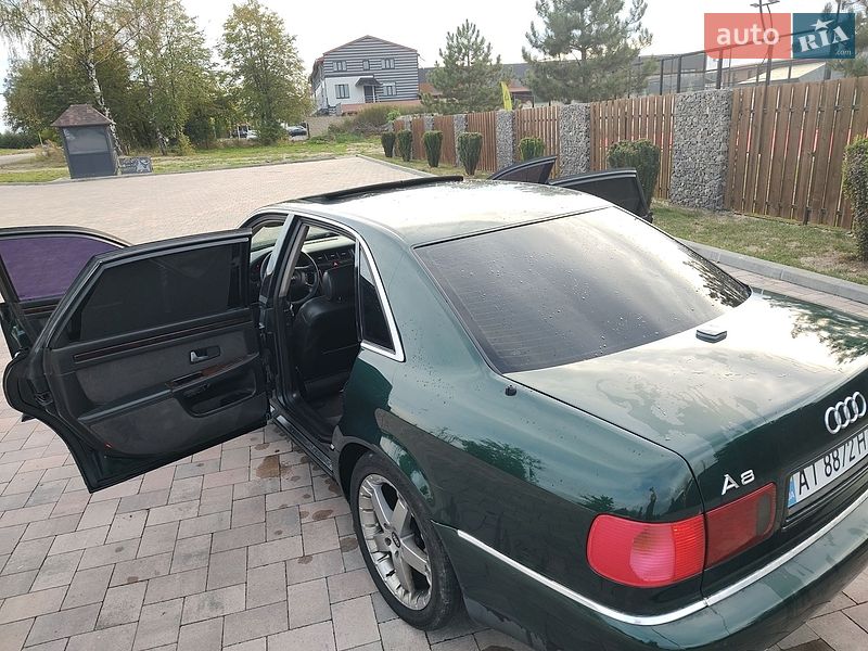 Седан Audi A8 2000 в Ивано-Франковске
