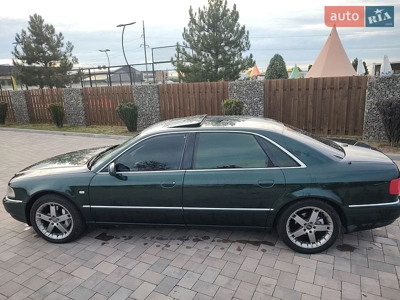 Седан Audi A8 2000 в Ивано-Франковске