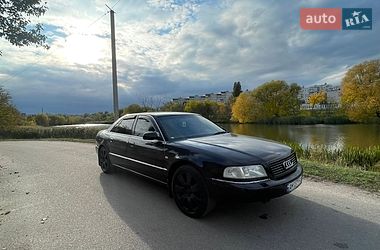 Audi A8  2001