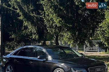 Седан Audi A8 2012 в Киеве