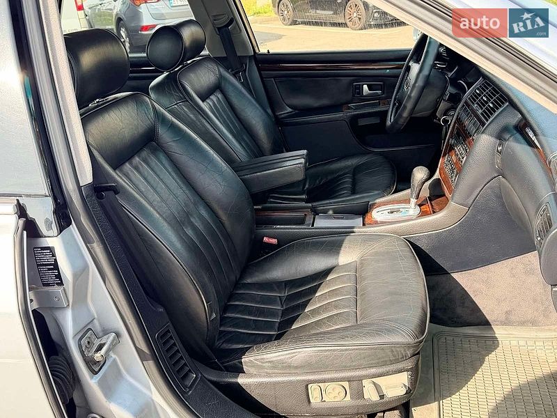 Седан Audi A8 1997 в Киеве