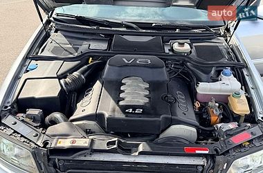 Седан Audi A8 1997 в Киеве