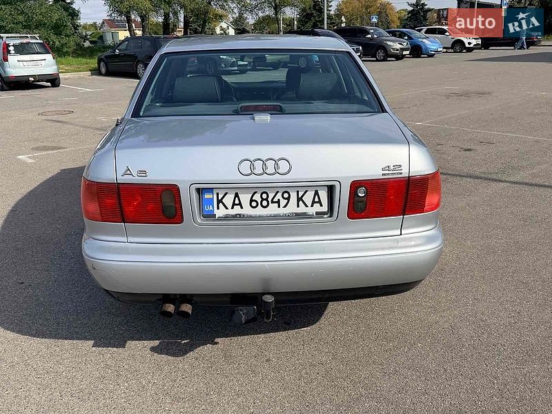 Седан Audi A8 1997 в Киеве