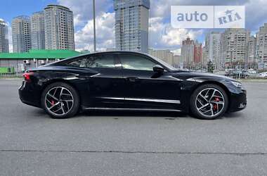 Audi e-tron GT  2021