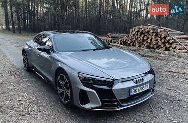 Audi e-tron GT  2021