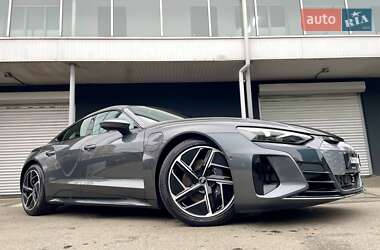 Audi e-tron GT  2021