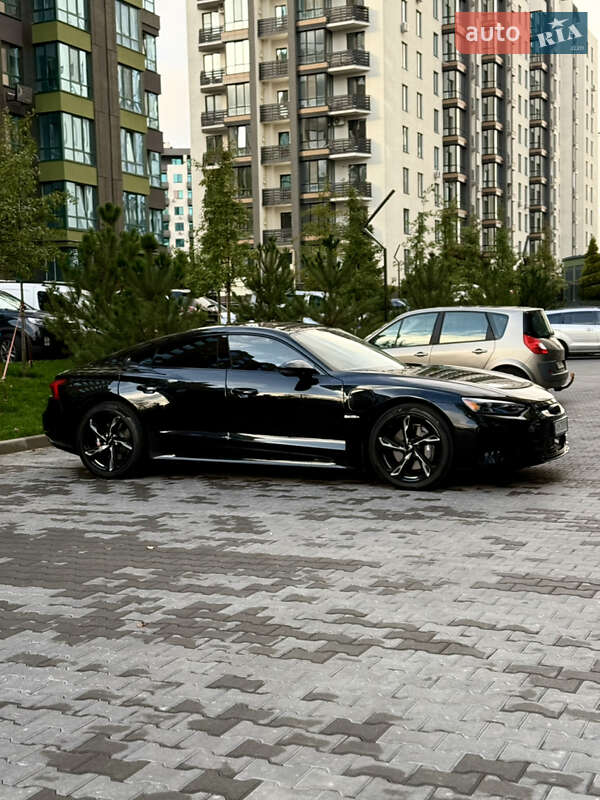 Audi e-tron GT