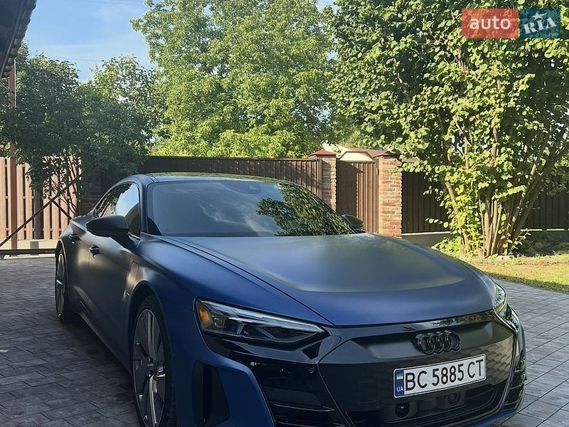Audi e-tron GT